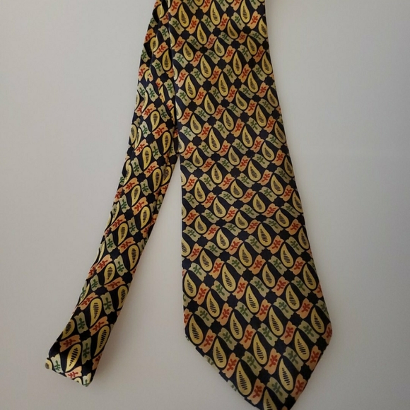 BOSS MEN TIE - Picture 1 of 3
